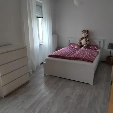 Home, Family And Business Apartamento Elsteraue